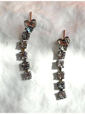 Iridescent Rhinestone 80's Style Silver Toned Dangle Classic Vintage Earrings